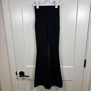 Aritzia TNA Butter Flare Leggings Black Womens Size XXS Yoga Pilates Princess